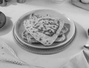 Ghee Tikona Paratha [Pack of 3]