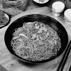 Chicken  gravy   noodles