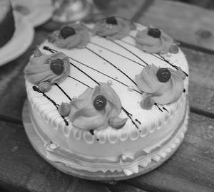 Vanilla Normal Butter Cream Cake