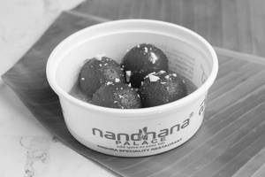 Gulab Jamun (4Pcs)