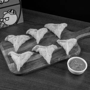 Fried Paneer  Momo (6 Pcs)