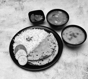 Delhi Tiffins ( Vaishnav Thali )