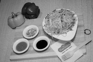 Veg Hakka Noodles