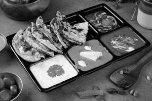 Tandoori Roti Thali
