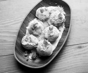Dahi Wale Aate Ke Golgappe