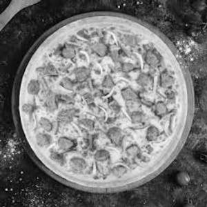 Barbeque chicken pizza