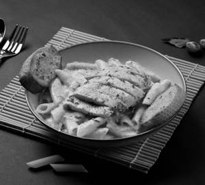 Non Veg Cheese Pepper Sauce Pasta