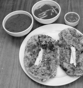 Amritsari Naan