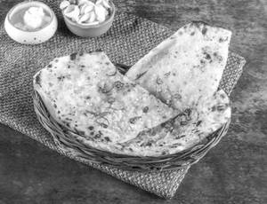 cheese garlic naan
