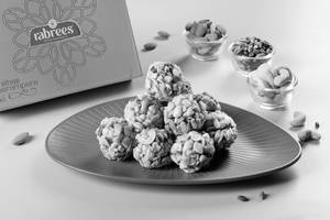 Dry Fruit Laddu