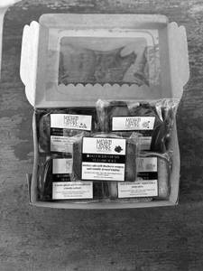 Box Of 5 Tea Cake Slices
