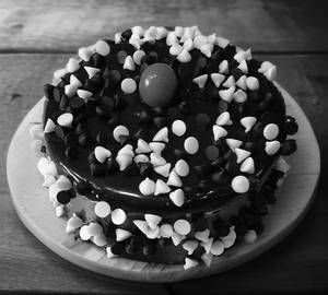 Chocochip Cake (250Gms) Eggless