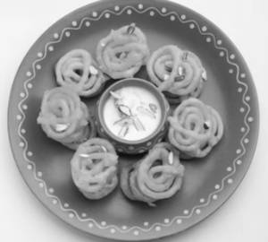 Rabdi Jalebi (1 Plate, 4 Pcs)