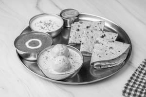 Malai Kofta & Dal Makhani With Roti Or Paratha Or Rice