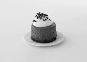 RED VELVET CHEESECAKE
