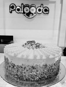 Nutty Fantacy Cake [half Kg]