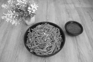 Veg Schezwan Noodles