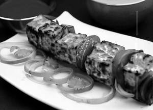 Paneer Surkhla Tikka