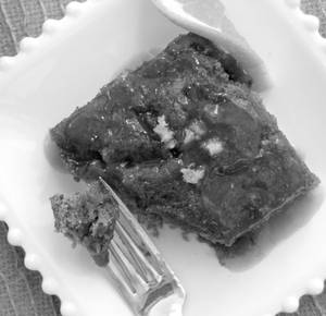 STICKY TOFFEE DATE PUDDING