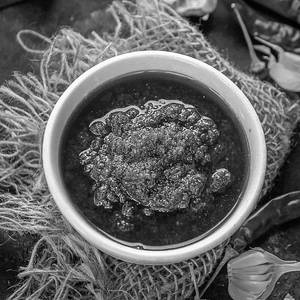Lahsun Chutney.