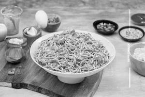 Schezwan Noodles Egg