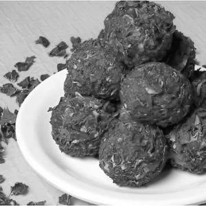 Kaju Rose Laddu [250 G]