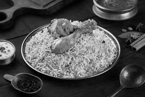 Chicken Hyderabadi Dum Biryani