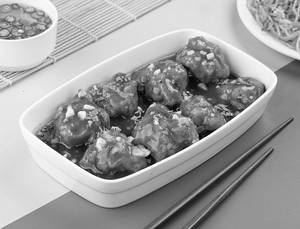 Chicken With Hot Garlic Sauce (8pcs)