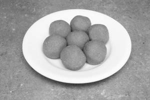 Besan Laddu