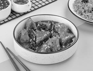 Schezwan Paneer (8pcs)