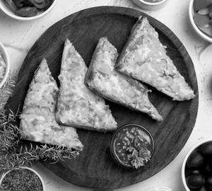 Tomato And Onion Cheesy Italian Toast