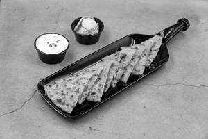 Aloo Paratha + Curd + Disco Papad
