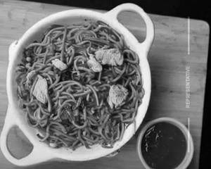 Chicken  Schezwan Noodles