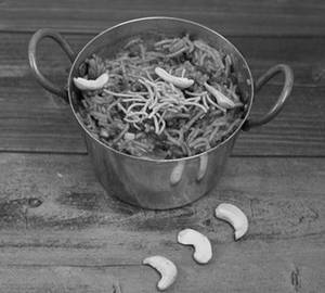 KATHIYAWADI SEV KAJU