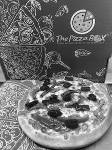 Capsicum & Red Paprika Pizza