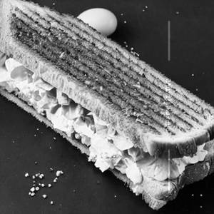 Crumbled Egg Sandwich