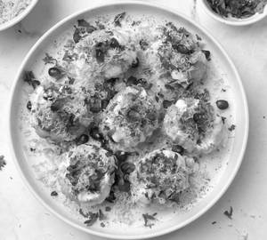 Sev Dahi Batata Puri