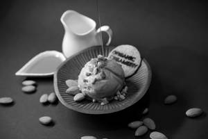 Purana Pul Ke Miya Bhai Icecream