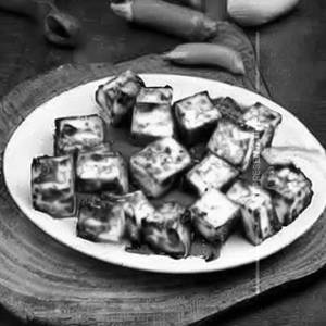 Paneer hot garlic dry