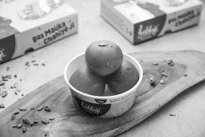 Hot Kesaria Gulab Jamun [ 4pc ]