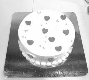 Heartfelt Valentine Cream Cake [250 G]