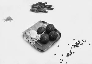 Veetu Style Kola Urundai [Mutton Kola] 4Pc