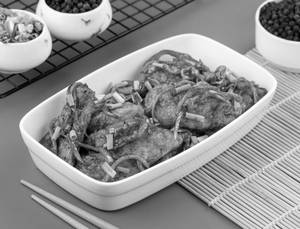 Pan Fried Chilli Chicken(8pcs)