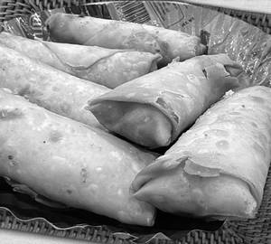 Noodle Spring Roll (6 Pcs)