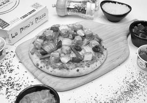 Paneer Tikka Butter Masala Pizza