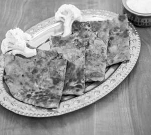 Gobi Paratha with Curd