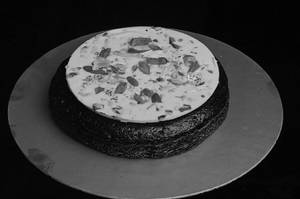 Choco Almond Cake 500 Grams