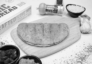 Paneer Tikka Stuffed Garlic Bread
