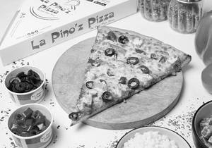 English Retreat Pizza Personal Giant Slice (22.5 Cm)
