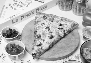 Peri Peri Veg Pizza Personal Giant Slice (22.5 Cm)